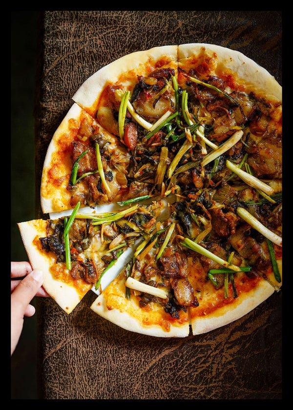 Pizza with Pork Belly & Shan Pickled Mustard ရှမ်းမုန်ညင်းချဉ် ဝက်သုံးထပ်သား ပီဇာ